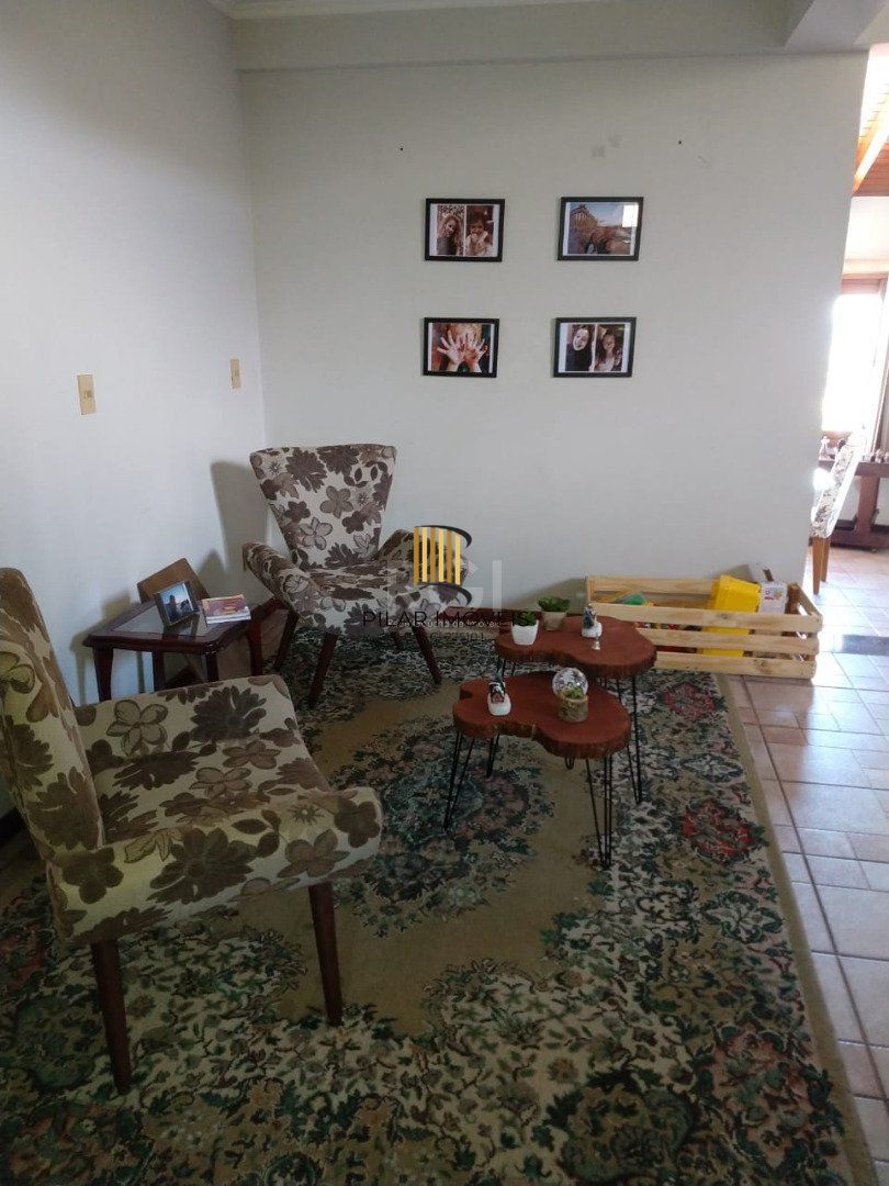 Casa Condominio para Venda - 308m², 5 dormitórios, sendo 1 suites, 3 vagas - Nonoai