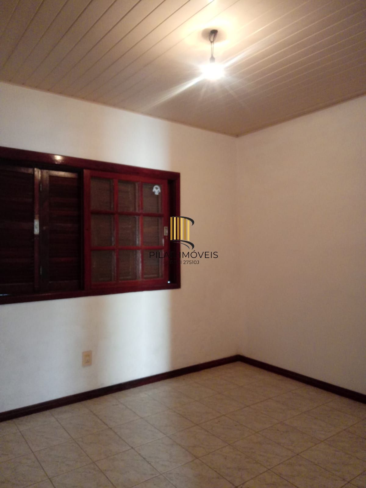 Casa 5 Dormitórios em Fase Final de Construção