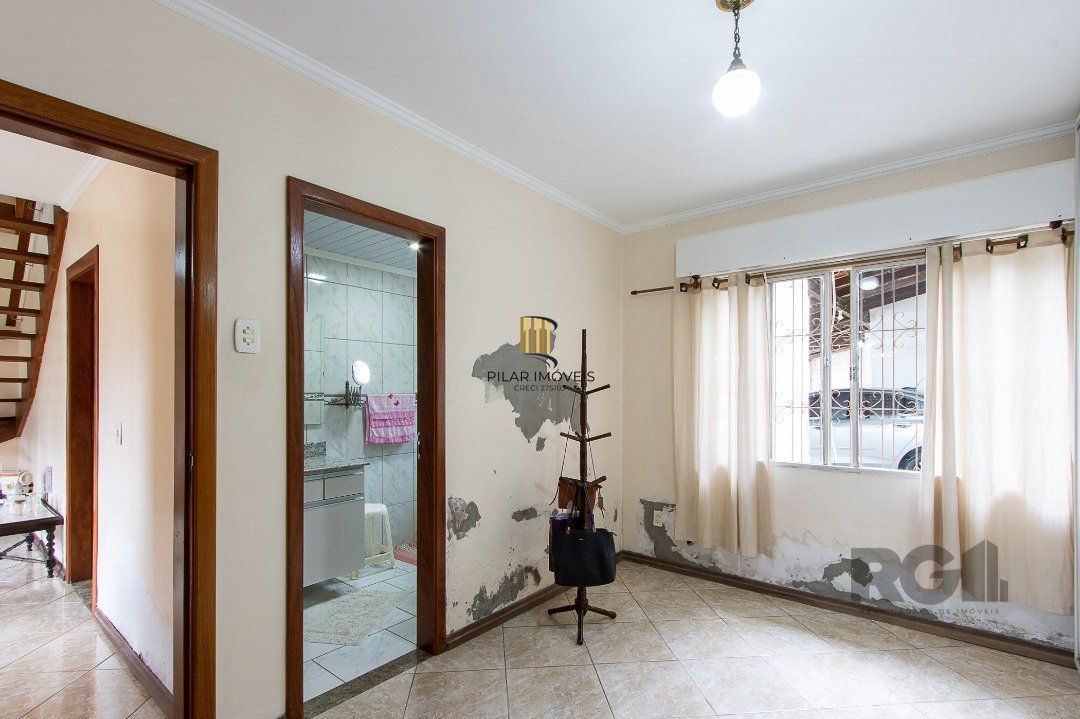 Casa 3 dormitórios no bairro Tristeza