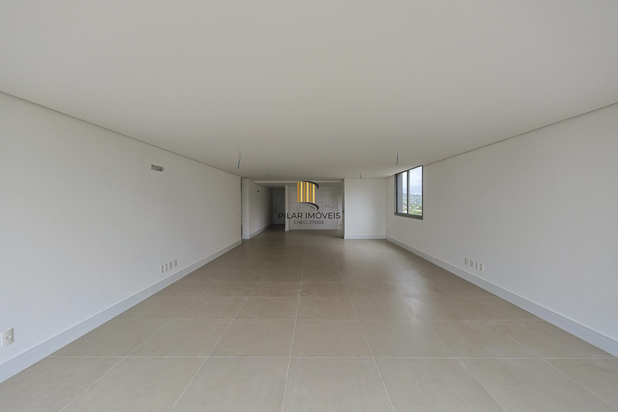 Apartamento com 217m² e 3 dormitórios no bairro Tristeza em PORTO ALEGRE para Comprar