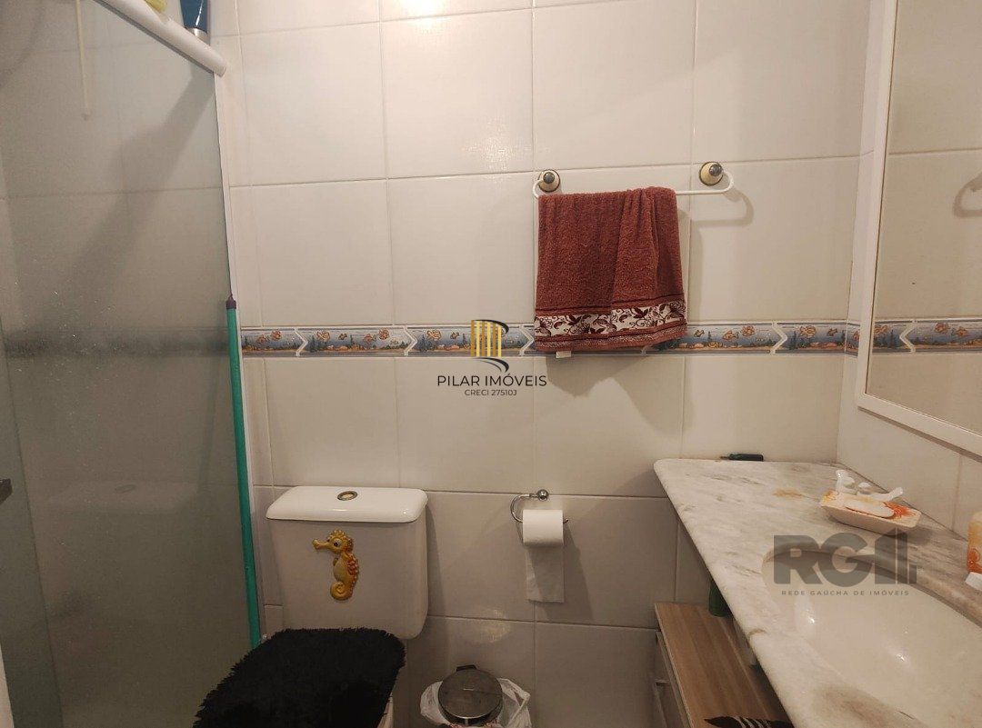 Casa de Condomínio 3 dormitórios no bairro Cavalhada