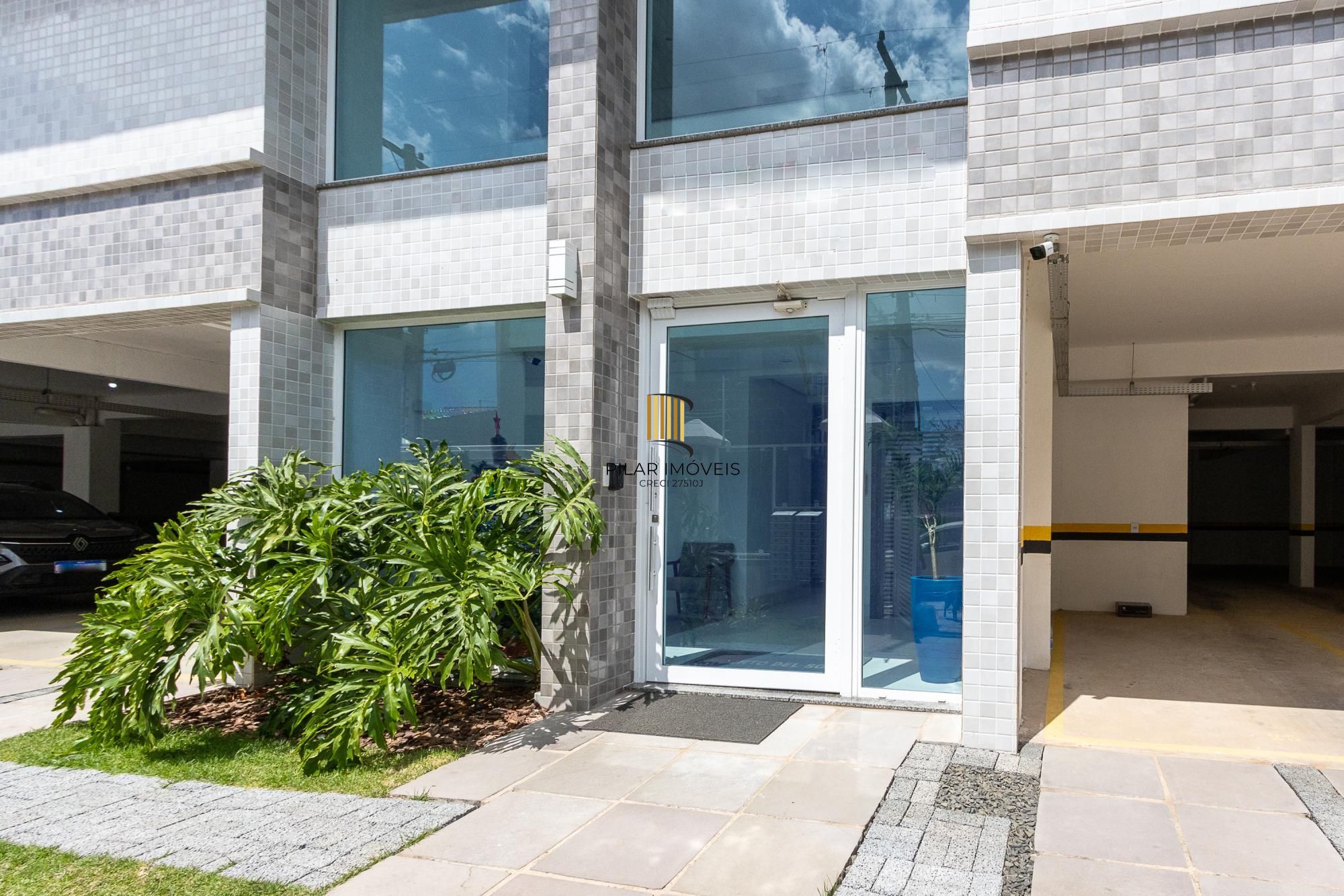 Apartamento de 3 dormitórios, 3 suítes, e 4 vagas, no bairro Jardim Lindoia