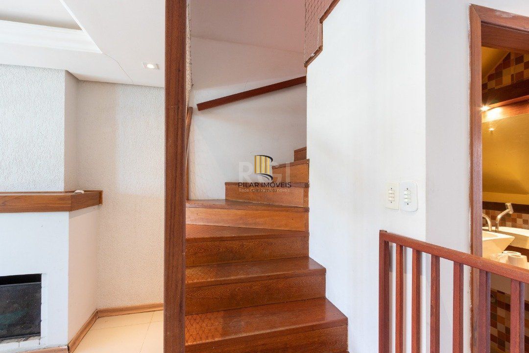 Casa para Venda - 205.81m², 3 dormitórios, sendo 1 suites, 2 vagas - Ipanema