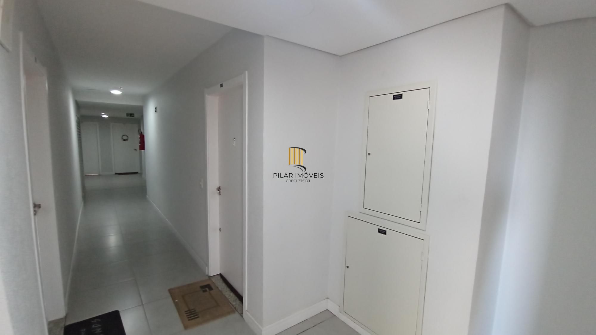 Apartamento com 2 dormitórios no bairro Camaquã