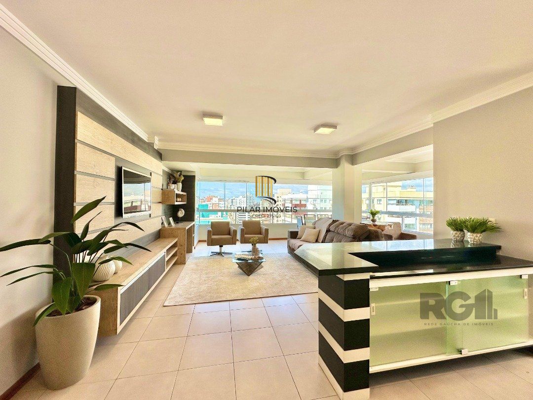 APARTAMENTO À VENDA DE ESQUINA COM VISTA LIBERADA PARA O MAR