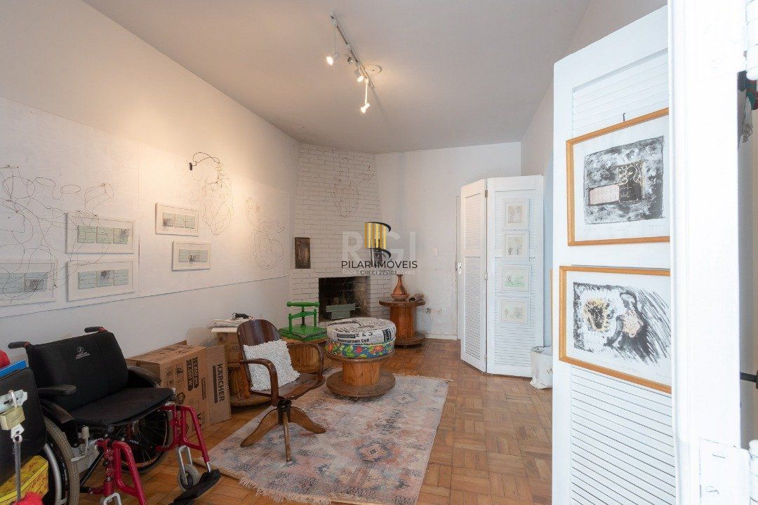 Casa para Venda - 199.62m², 5 dormitórios, 15 vagas - Tristeza