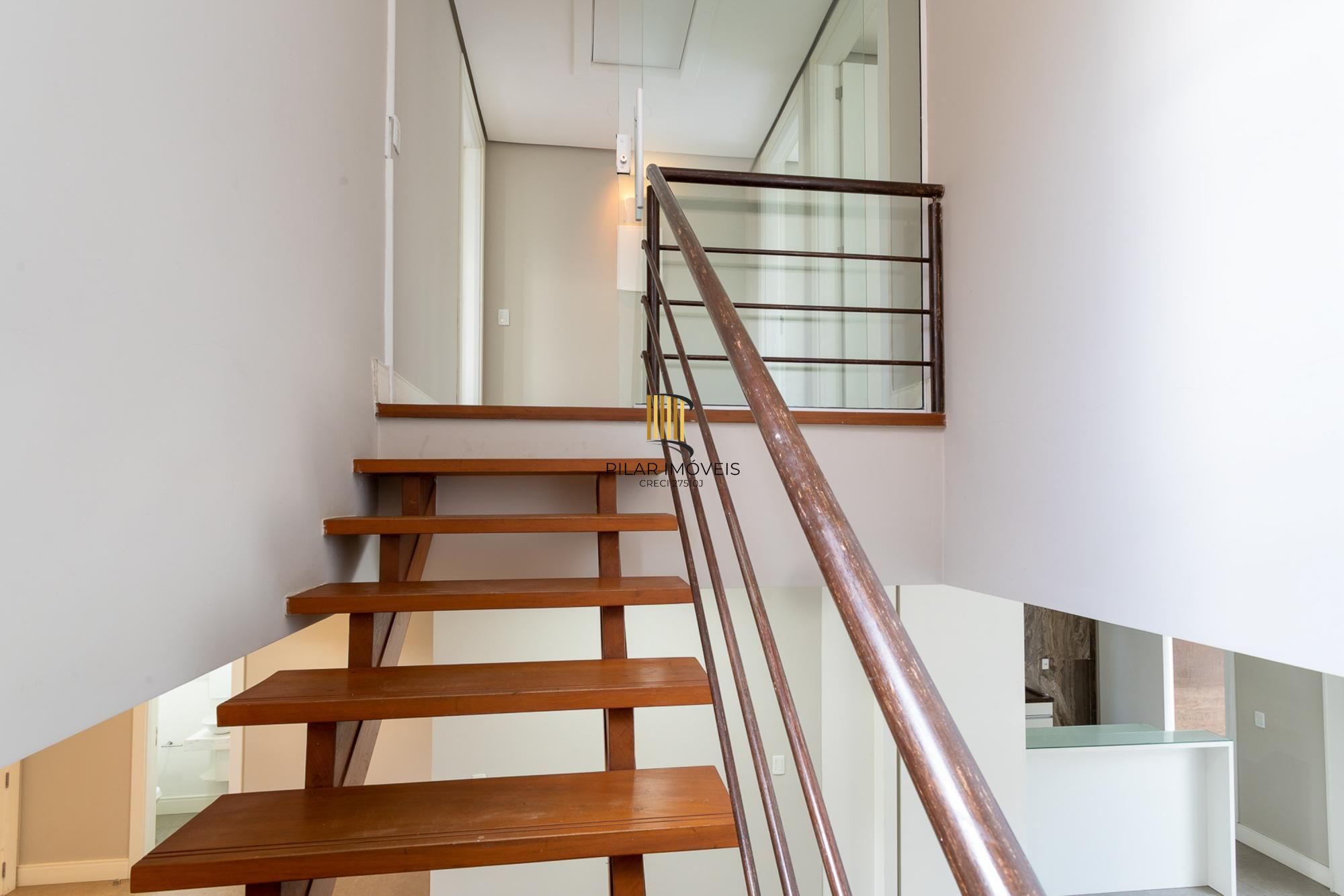 Casa Condominio para Venda - 243.72m²,  3 suites, piscina,4 vagas - Terra Ville