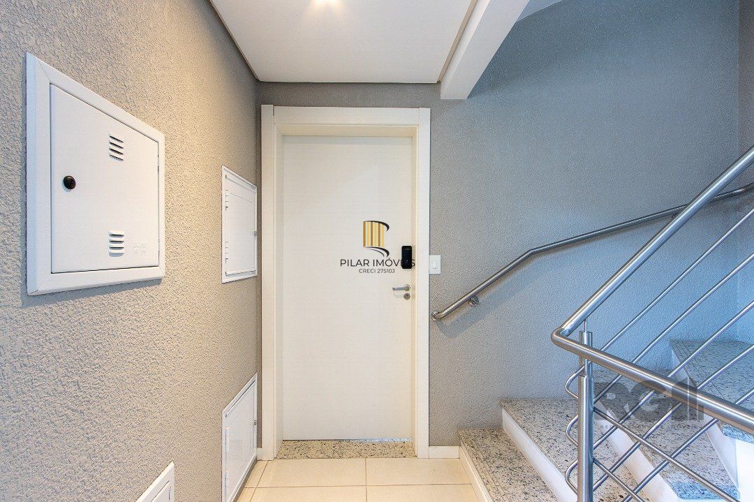 Apartamento 3 dormitórios no bairro Camaquã