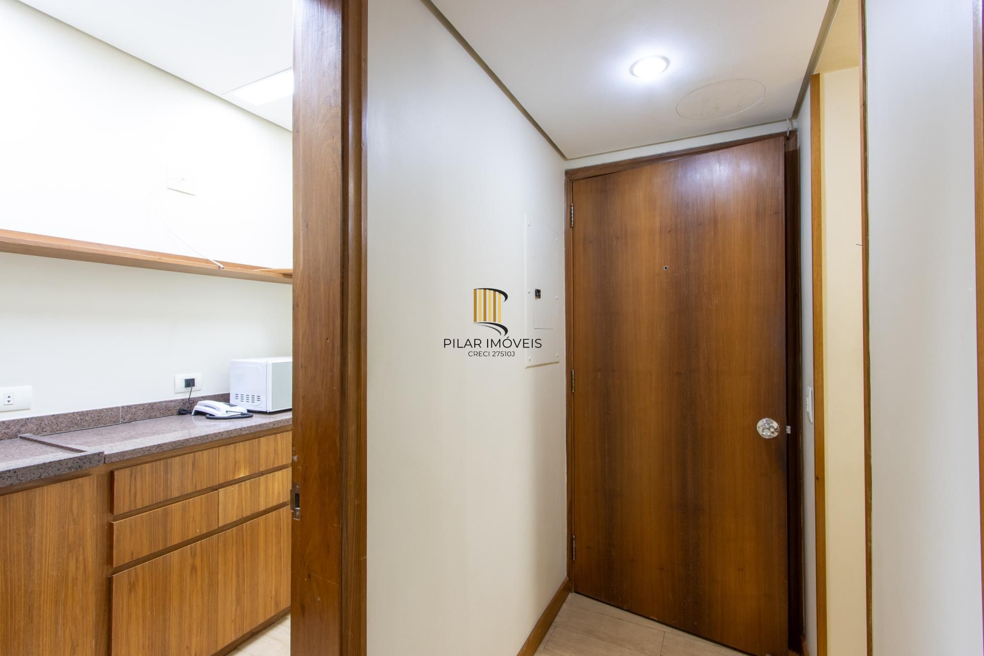 Conjunto comercial na Moinhos de Vento.