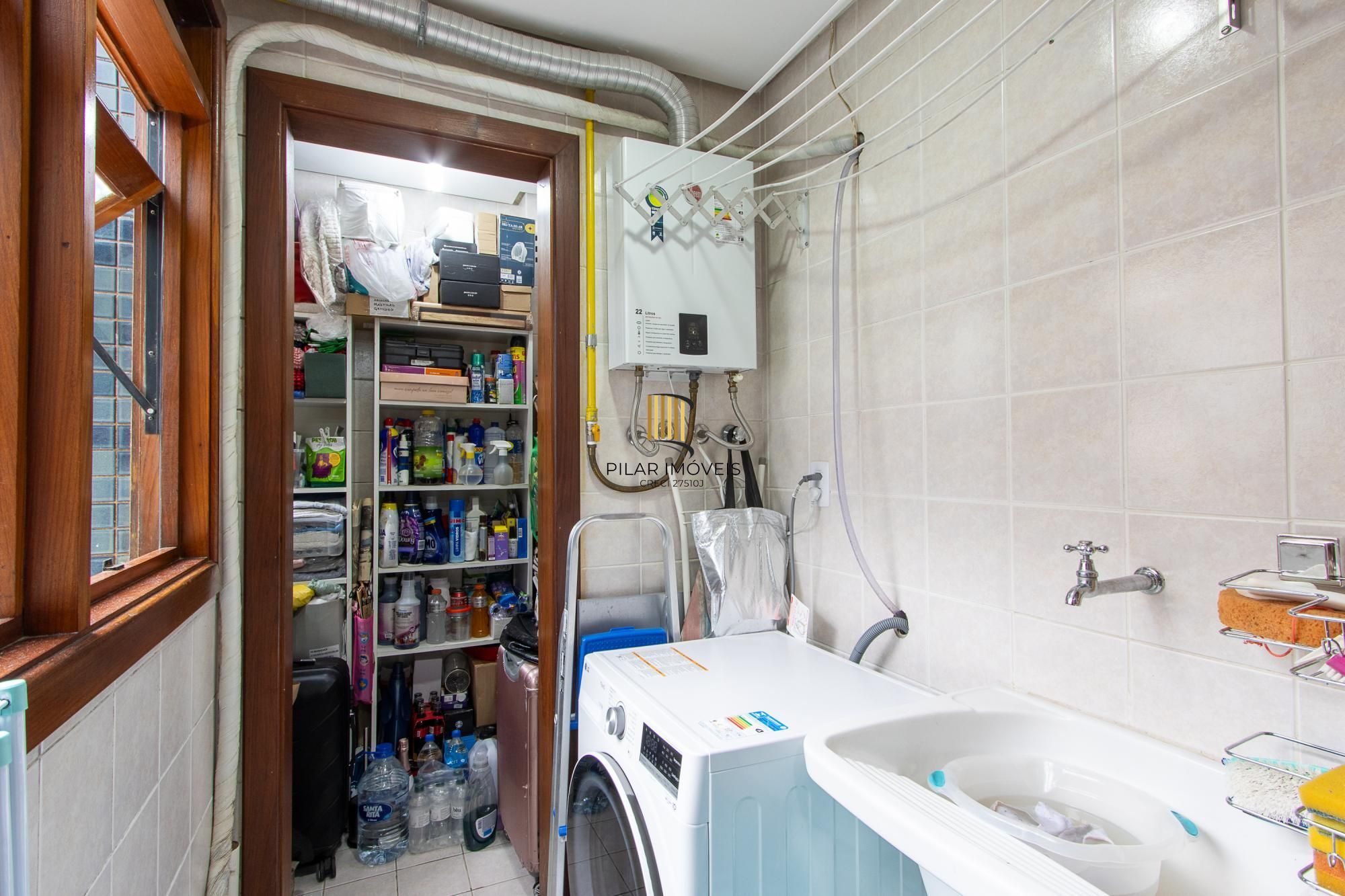 Apartamento de 3 dormitórios, 1 suíte e 3 vagas no bairro Ipanema.