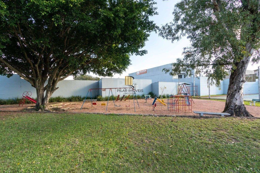 Casa Condominio para Venda - 300m², 4 dormitórios, sendo 2 suites, 2 vagas - Ipanema