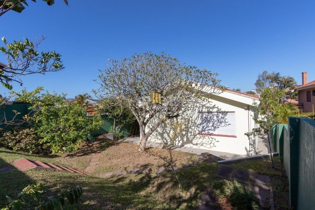 Casa 3 dormitórios no bairro Vila Assunção