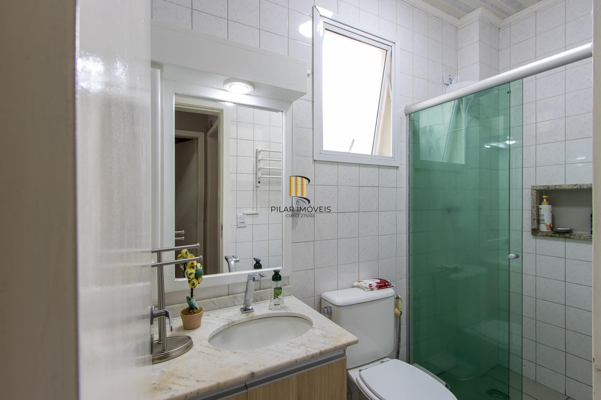 Apartamento 2 dormitórios  I Vaga  de garagem- bairro Tristeza