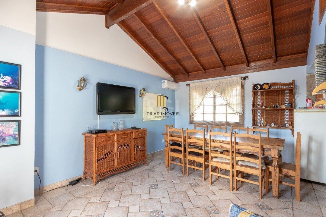 Casa Condominio para Venda - 175m², 3 dormitórios, sendo 1 suites, 4 vagas - Tristeza