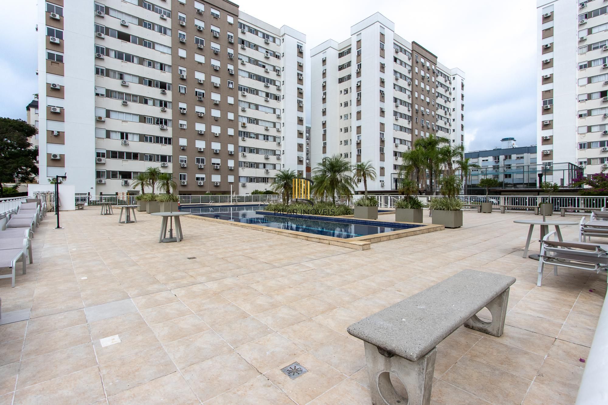 Apartamento 2 dormitórios no bairro Passo da Areia
