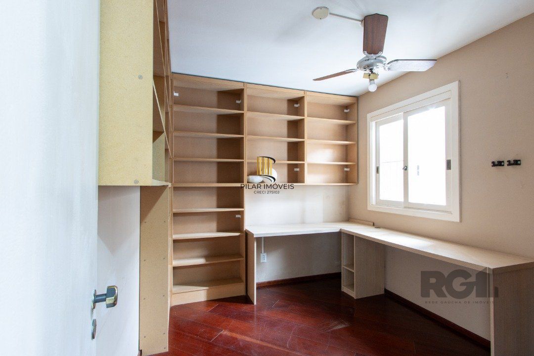 Casa de Condomínio 3 dormitórios no bairro Tristeza