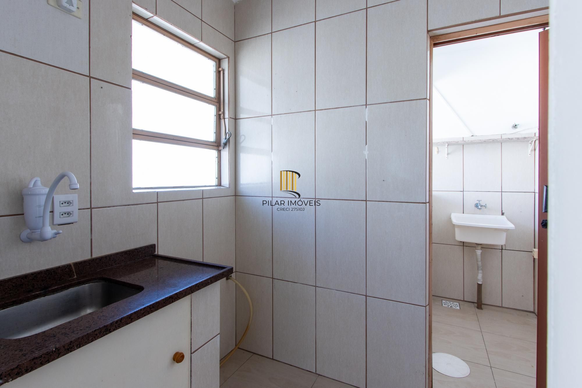 Apartamento 1 quarto, com sacada, andar alto com vista livre - Centro Histórico