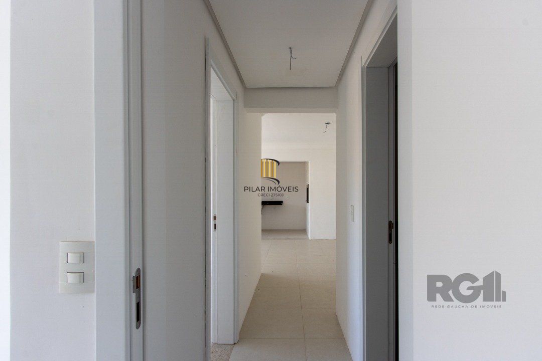Apartamento novo 02 quartos, suite,  sacada, churrasqueira, 1 vaga, elevador - Bairro Tristeza