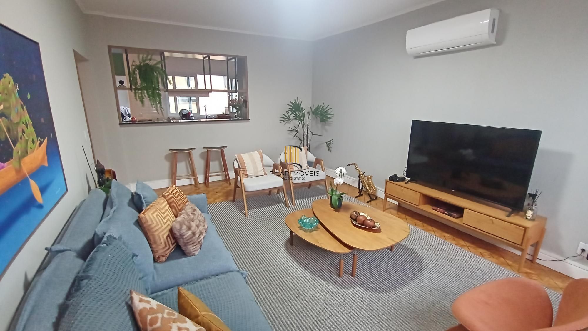 Apartamento com 4 dormitórios no Centro de Porto Alegre