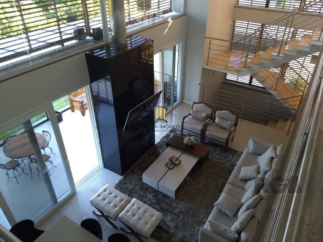 Casa 3 dormitórios no bairro Teresópolis