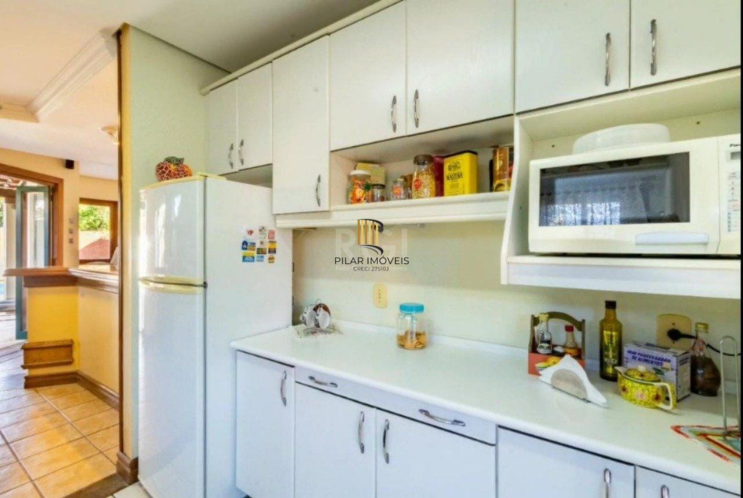 Casa para Venda - 280m², 4 dormitórios, sendo 1 suites, 3 vagas - Jardim Isabel