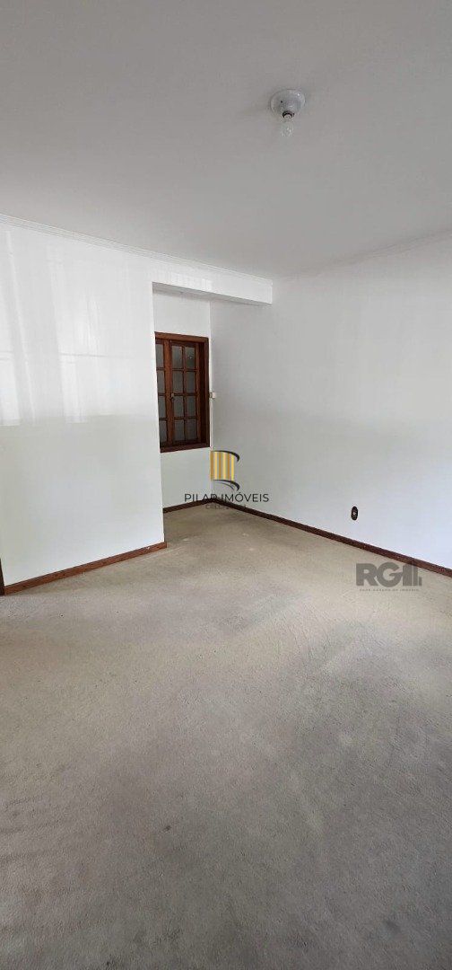 Casa 4 dormitórios no bairro Jardim Sabará