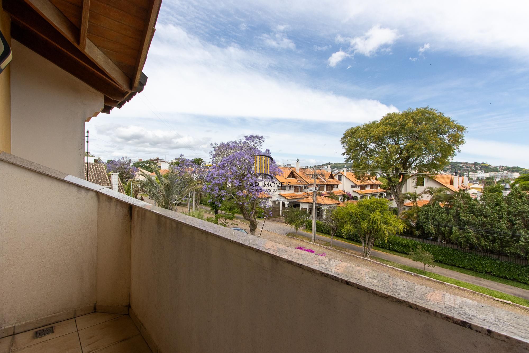 Casa de Condomínio 3 dormitórios no bairro Tristeza
