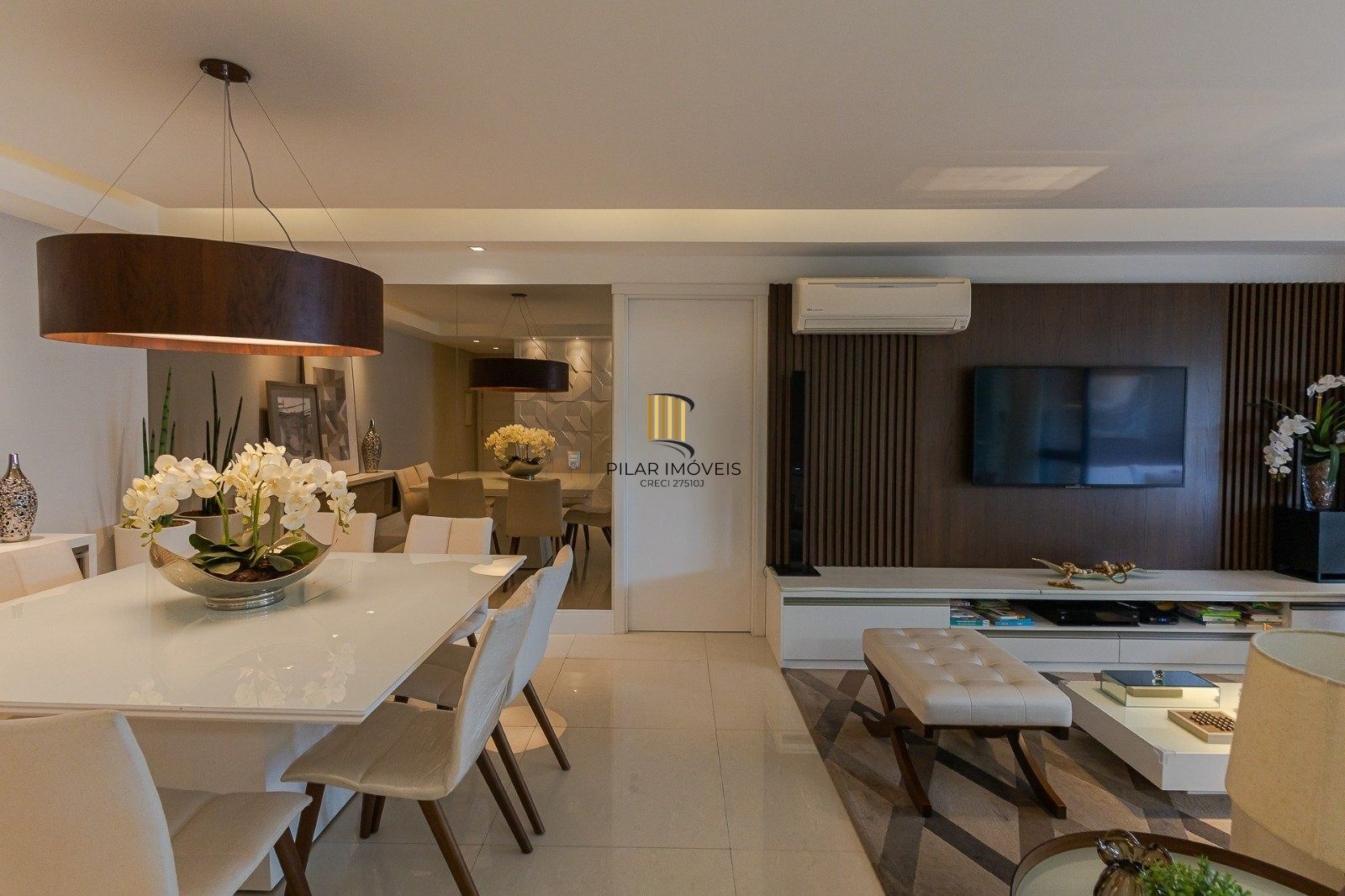 Apartamento 136 m² 3 suítes e 3 vagas de garagem no bairro Chácara das Pedras.