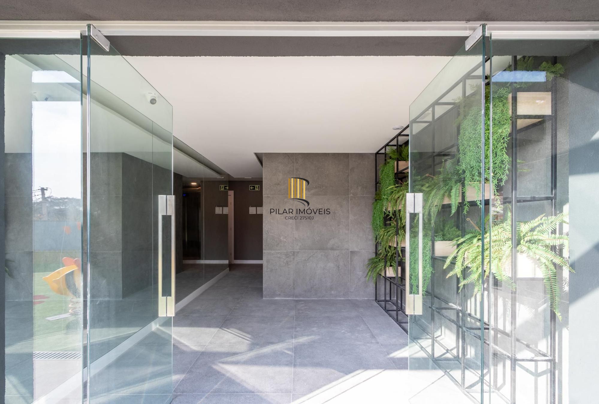Apartamento à venda no bairro Teresópolis em Porto Alegre.