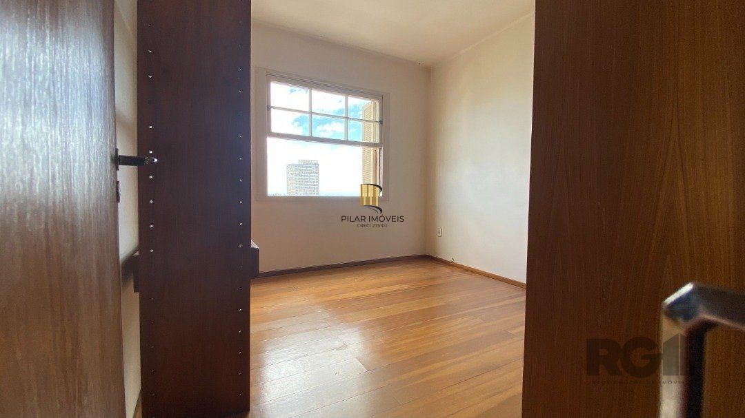 Apartamento 4 dormitórios no bairro Centro Histórico