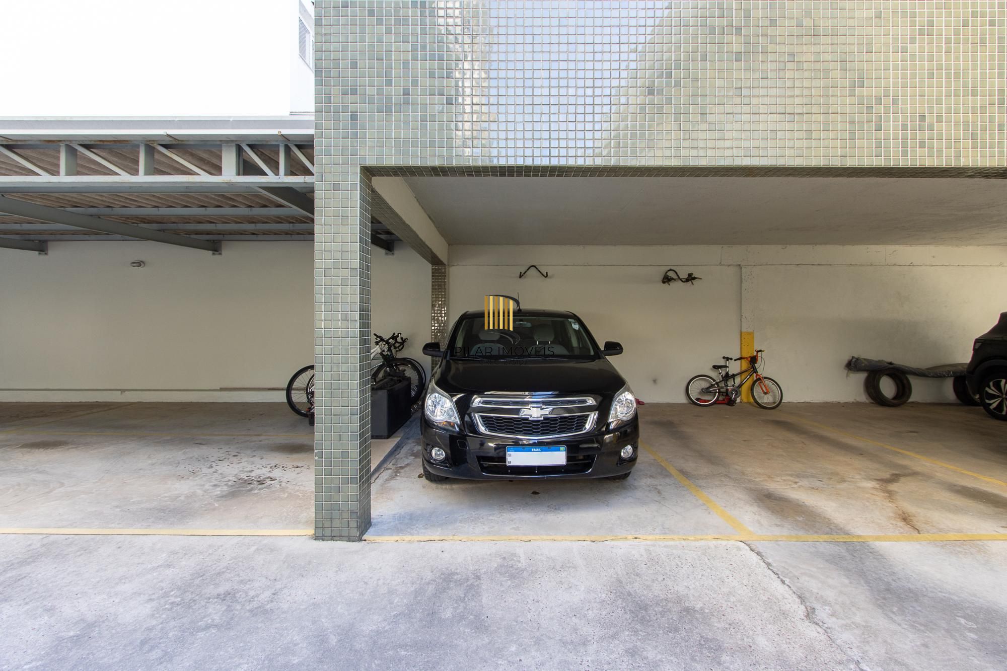 Excelente apartamento de 3 dormitórios, 1 suíte e 2 vagas no bairro Tristeza.