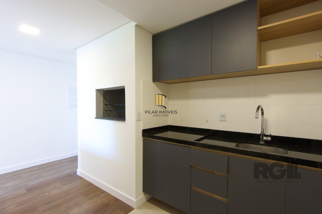 Apartamento em Porto Alegre no Bairro Petrópolis, de 1 quarto, semi mobiliado.