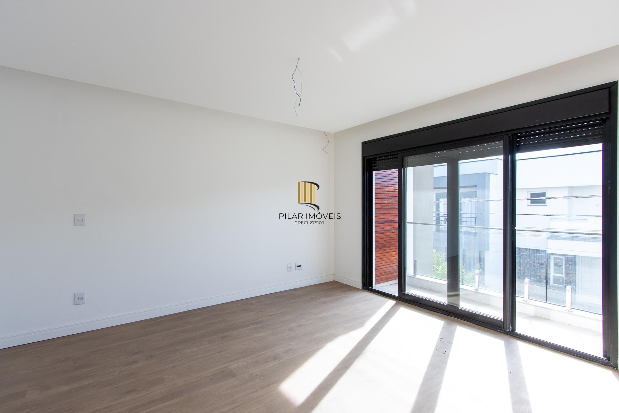 Casa de condomínio, 3 dormitórios, 3 suítes.