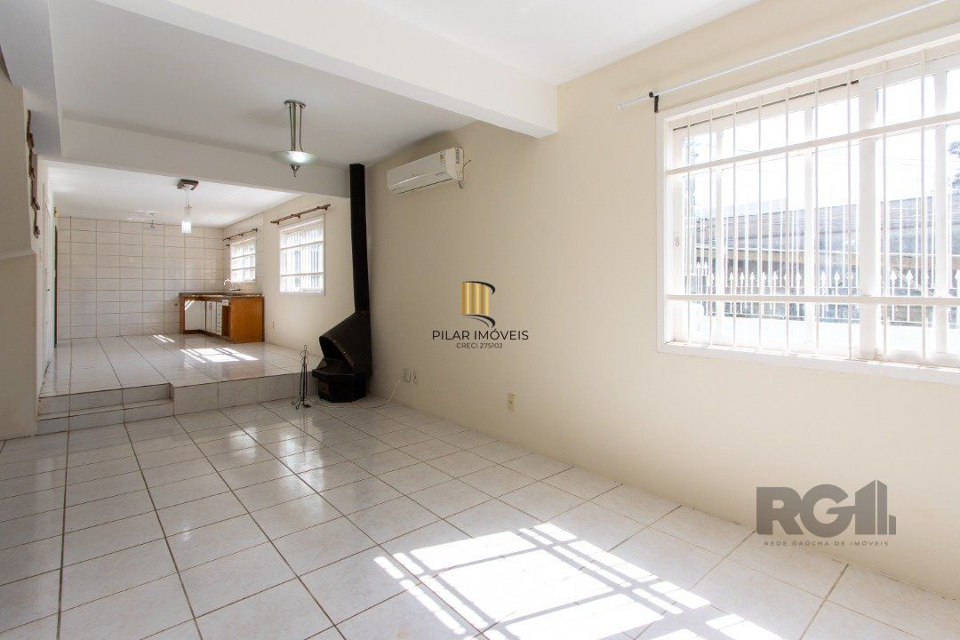Casa 4 dormitórios no bairro Tristeza