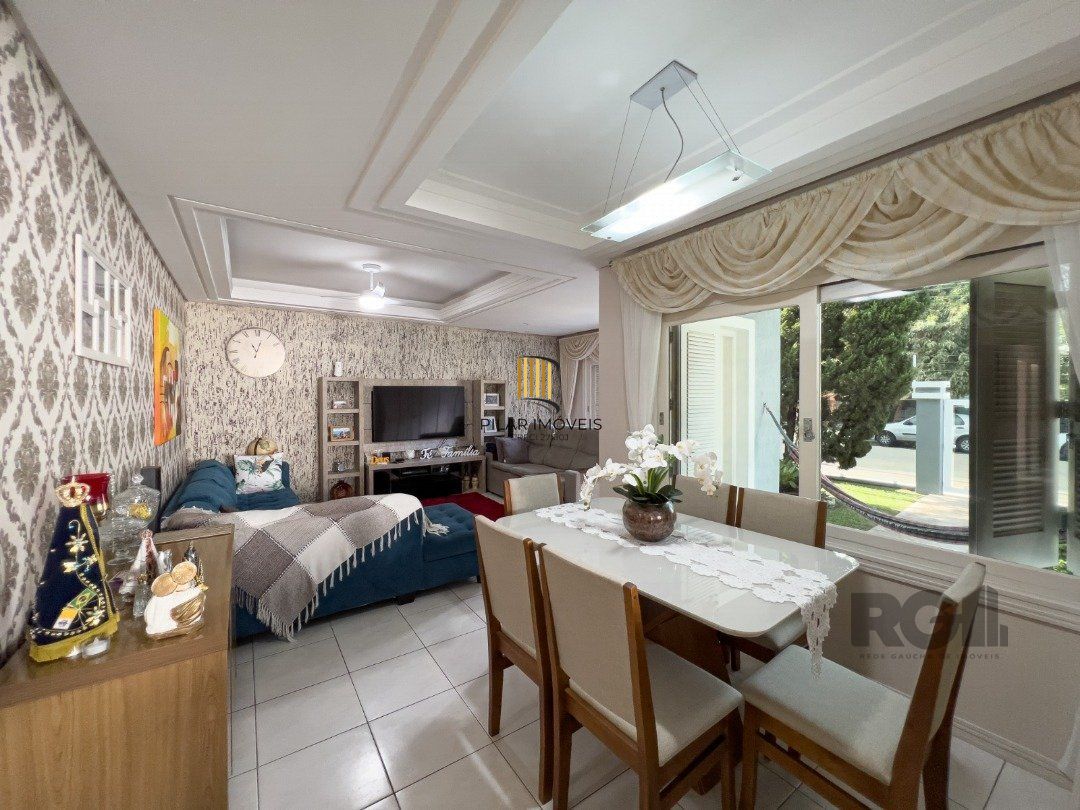 Casa Térrea mobiliada com 5 dormitórios 350m² de área - Navegantes - Capão da Canoa