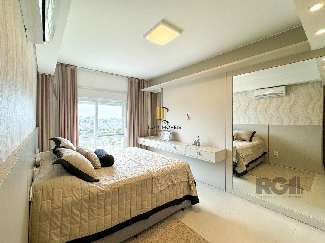 Apartamento para Venda - 138.33m², 3 dormitórios, sendo 1 suites, 3 vagas - Centro