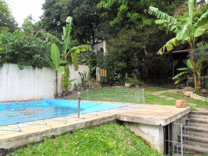 Casa para Venda - 290m², 3 dormitórios, sendo 1 suites, 3 vagas - Nonoai