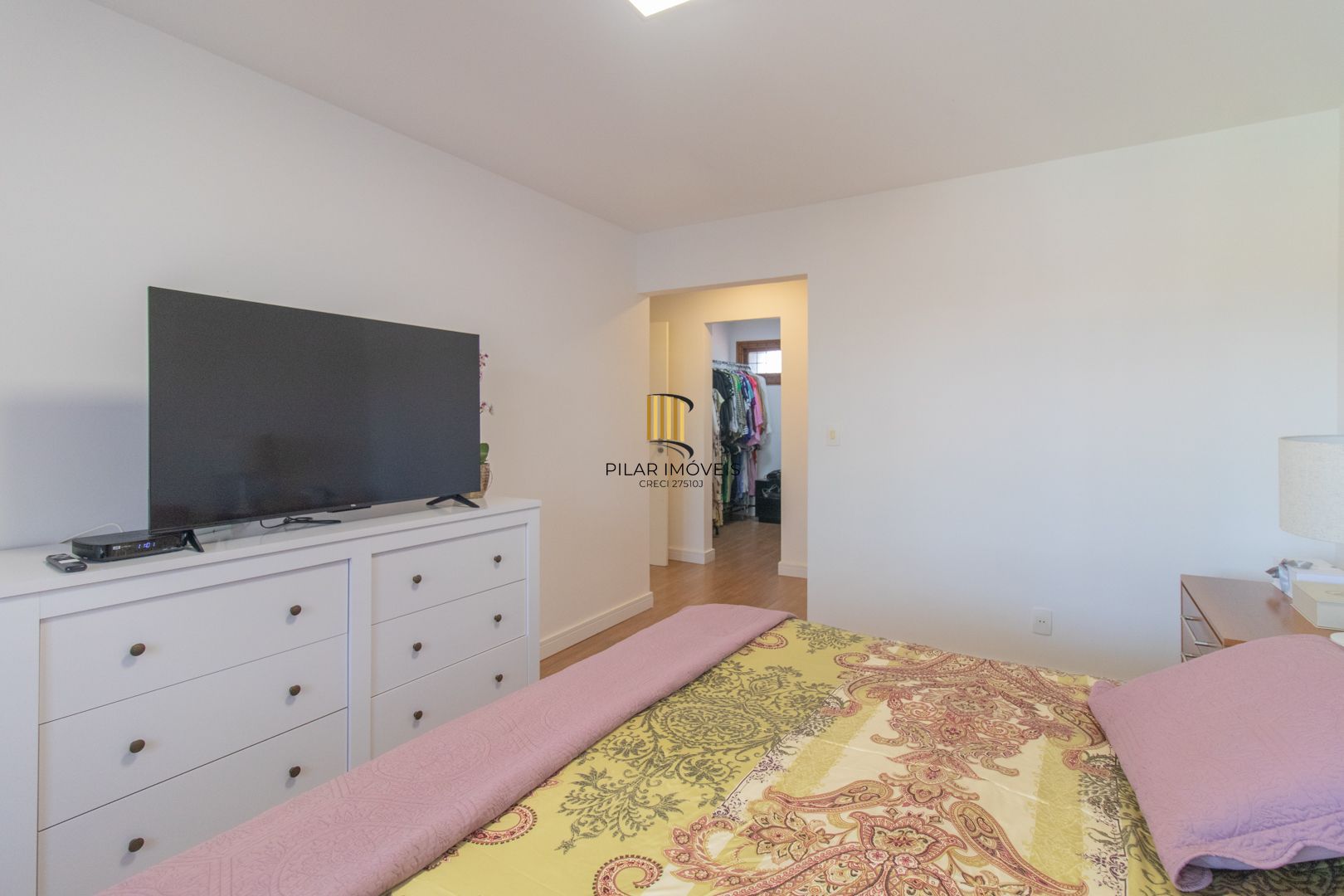 Casa para Venda - 410m², 3 dormitórios, sendo 3 suites, 2 vagas - Ipanema