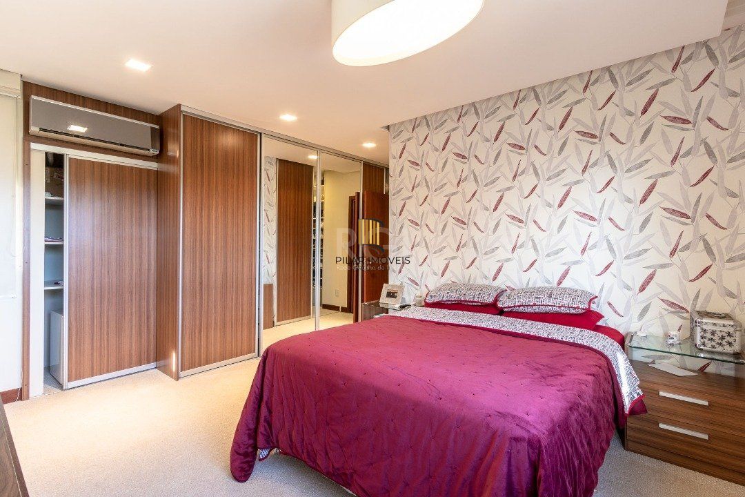 Cobertura para Venda - 444.3m², 3 dormitórios, sendo 1 suites, 4 vagas - Tristeza