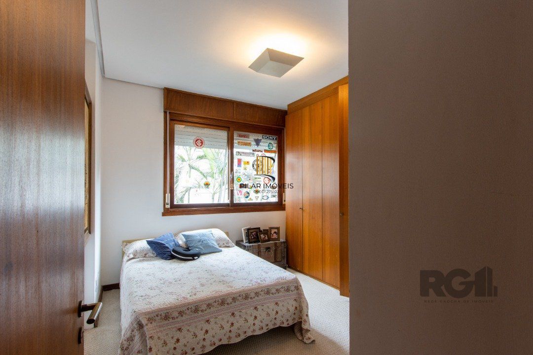 Apartamento 4 dormitórios no bairro Petrópolis