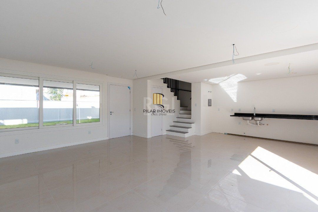 Casa Condominio para Venda - 306.18m², 3 dormitórios, sendo 3 suites, 3 vagas - Vila Assunção