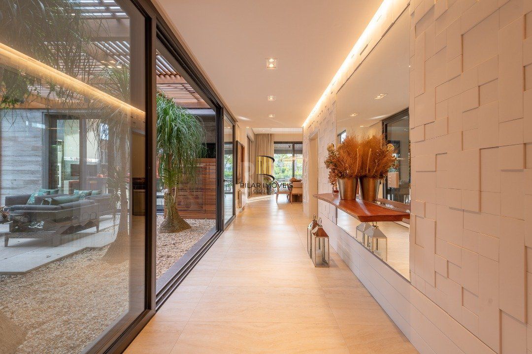 Casa de Condomínio 5 dormitórios no bairro Belém Novo