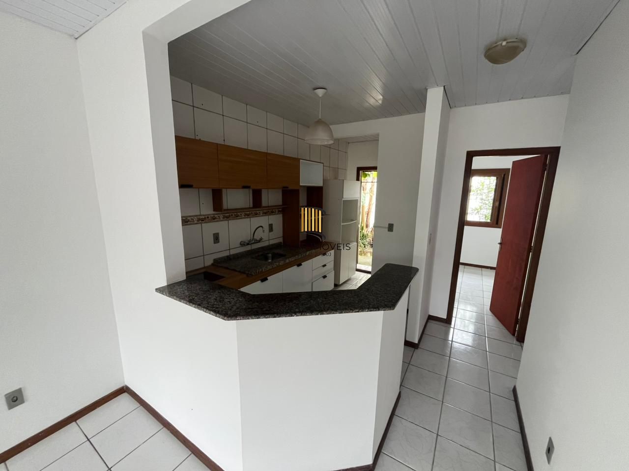 Casa 3 dormitórios no bairro Hípica