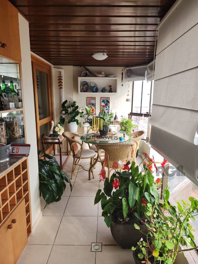 Apartamento 3 dormitórios no bairro Zona Nova