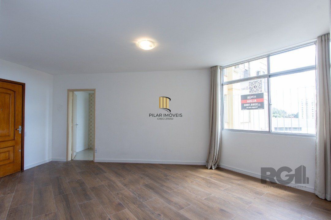 Apartamento de 2 Dormitórios com Vaga Coberta no Conjunto Residencial Santos Dumont