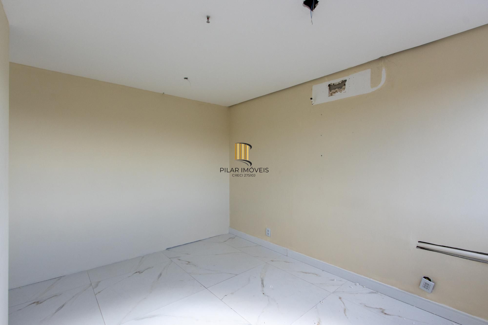 Sala comercial à venda no Bairro Cristal, com 37m² de área privativa, 1 vaga