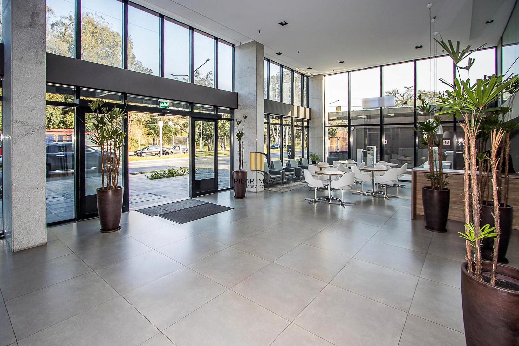 Sala comercial à venda no Bairro Cristal, com 37m² de área privativa, 1 vaga