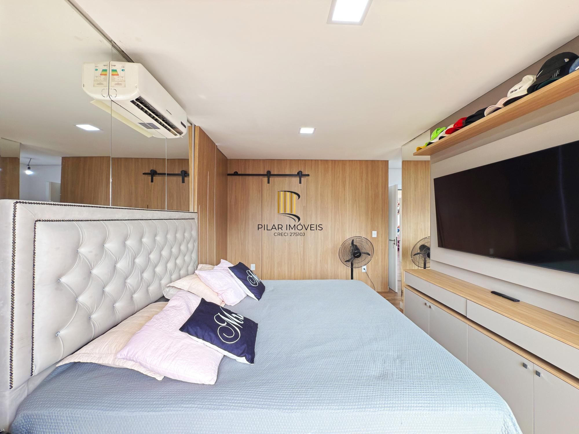 Casa de Condomínio 3 dormitórios no bairro Aberta dos Morros