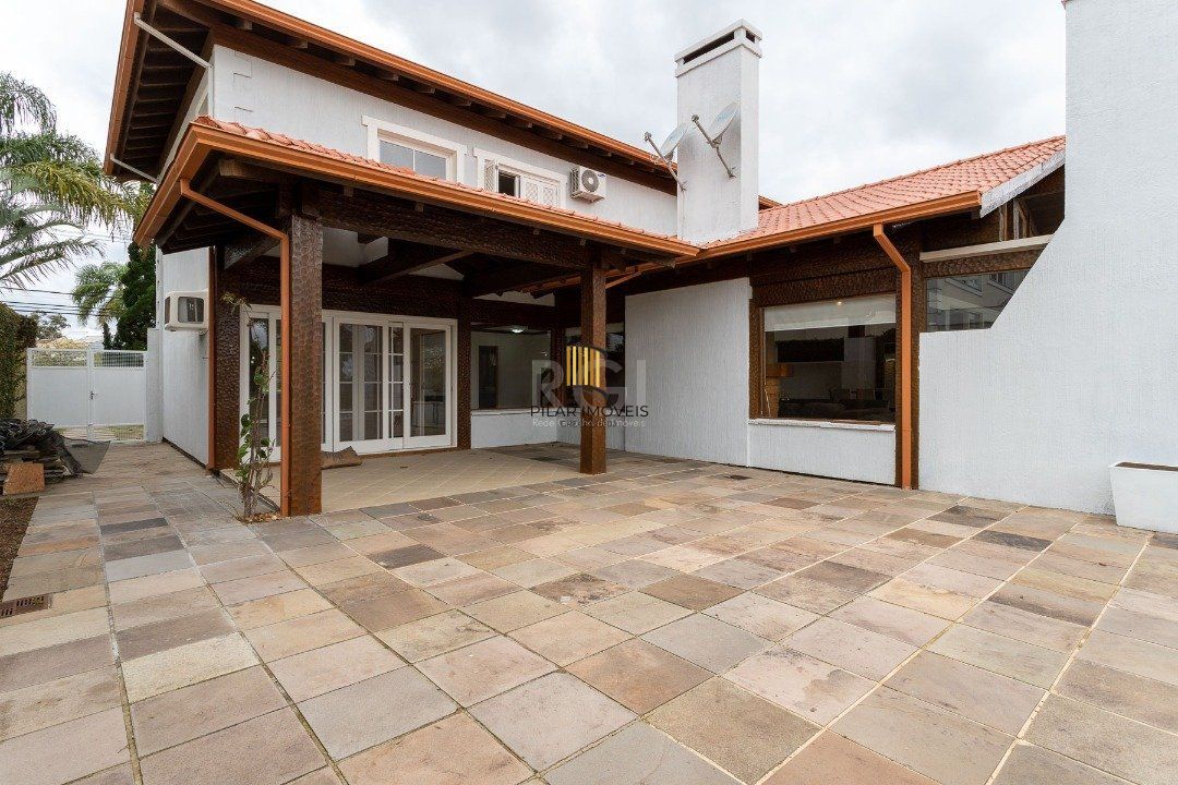 Casa Condominio para Venda - 348m², 3 dormitórios, sendo 1 suites, 2 vagas - Terra Ville