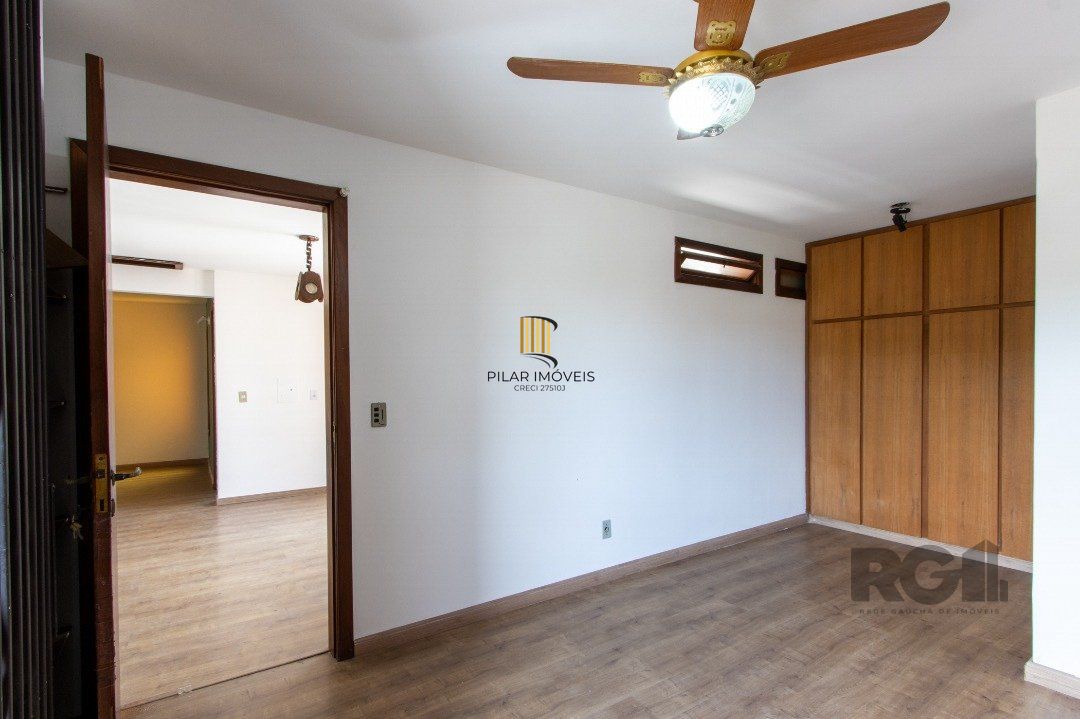 Casa para Venda - 205.5m², 3 dormitórios, sendo 2 suites, 3 vagas - Vila Nova